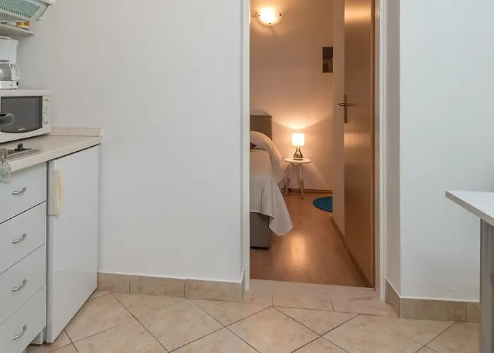 In アパート トロギール