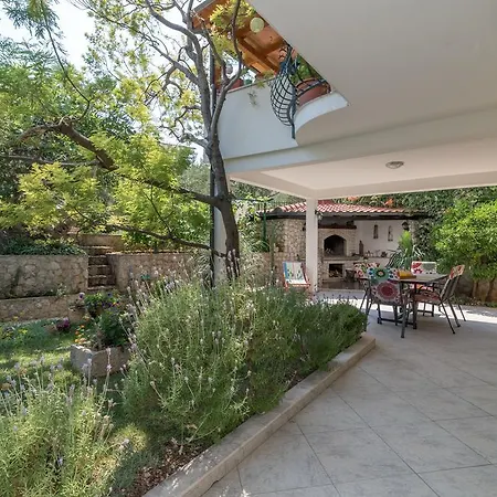 Apartamento In *
